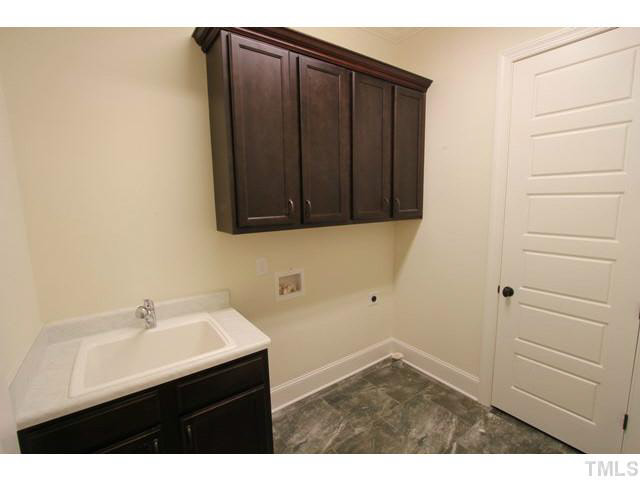 1608 Layhill Drive Raleigh, NC 27606 - Photo 21 of 25 Gallery Image 21