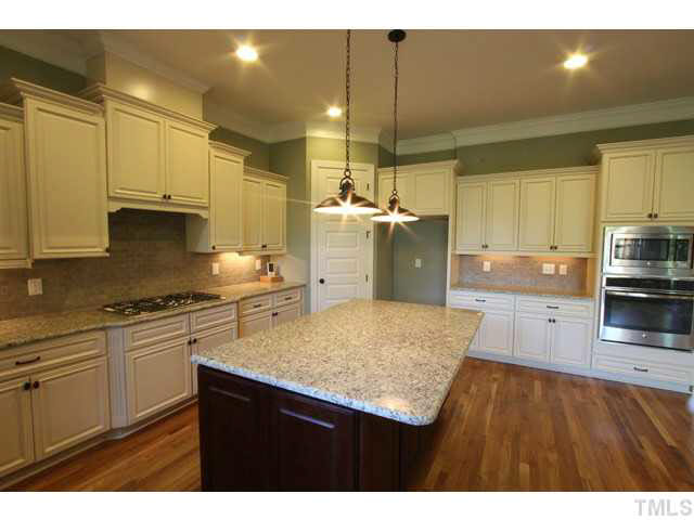 1608 Layhill Drive Raleigh, NC 27606 - Photo 4 of 25 Gallery Image 4