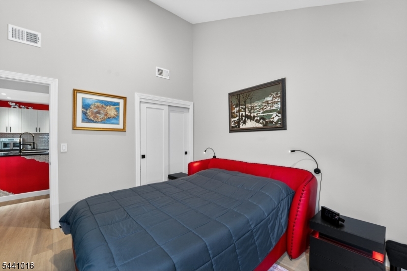 78 Mayfield Road Bedminster, NJ 07921 - Photo 9 of 21