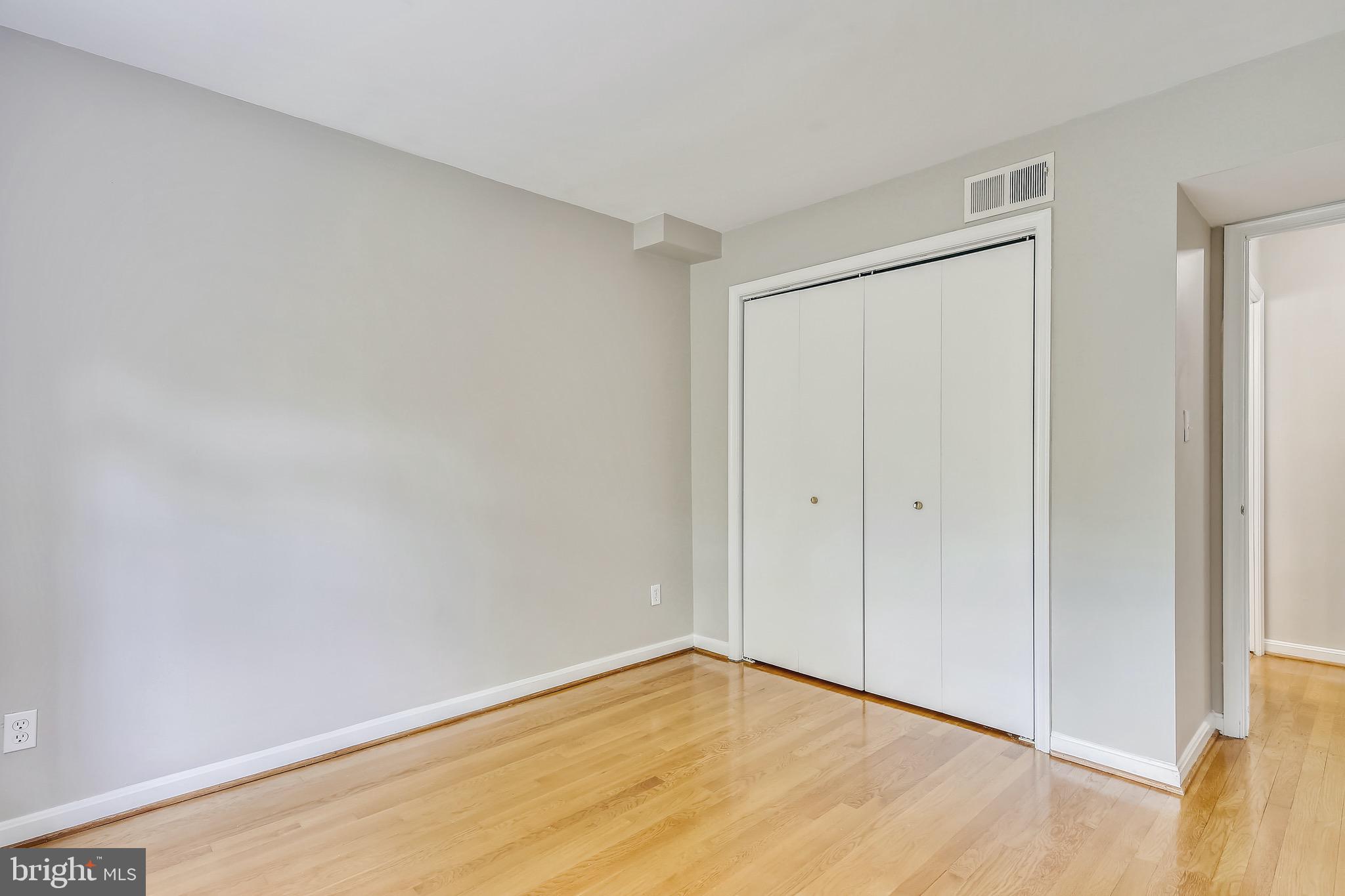 1315 South Glebe Road Arlington, VA 22204 - Photo 23 of 42