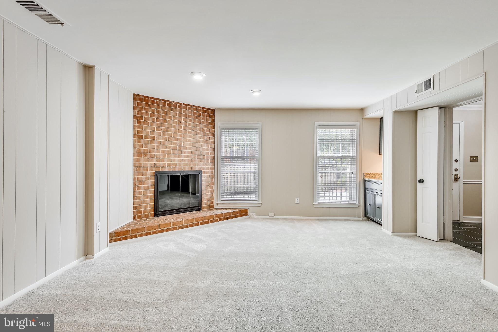 1315 South Glebe Road Arlington, VA 22204 - Photo 3 of 42