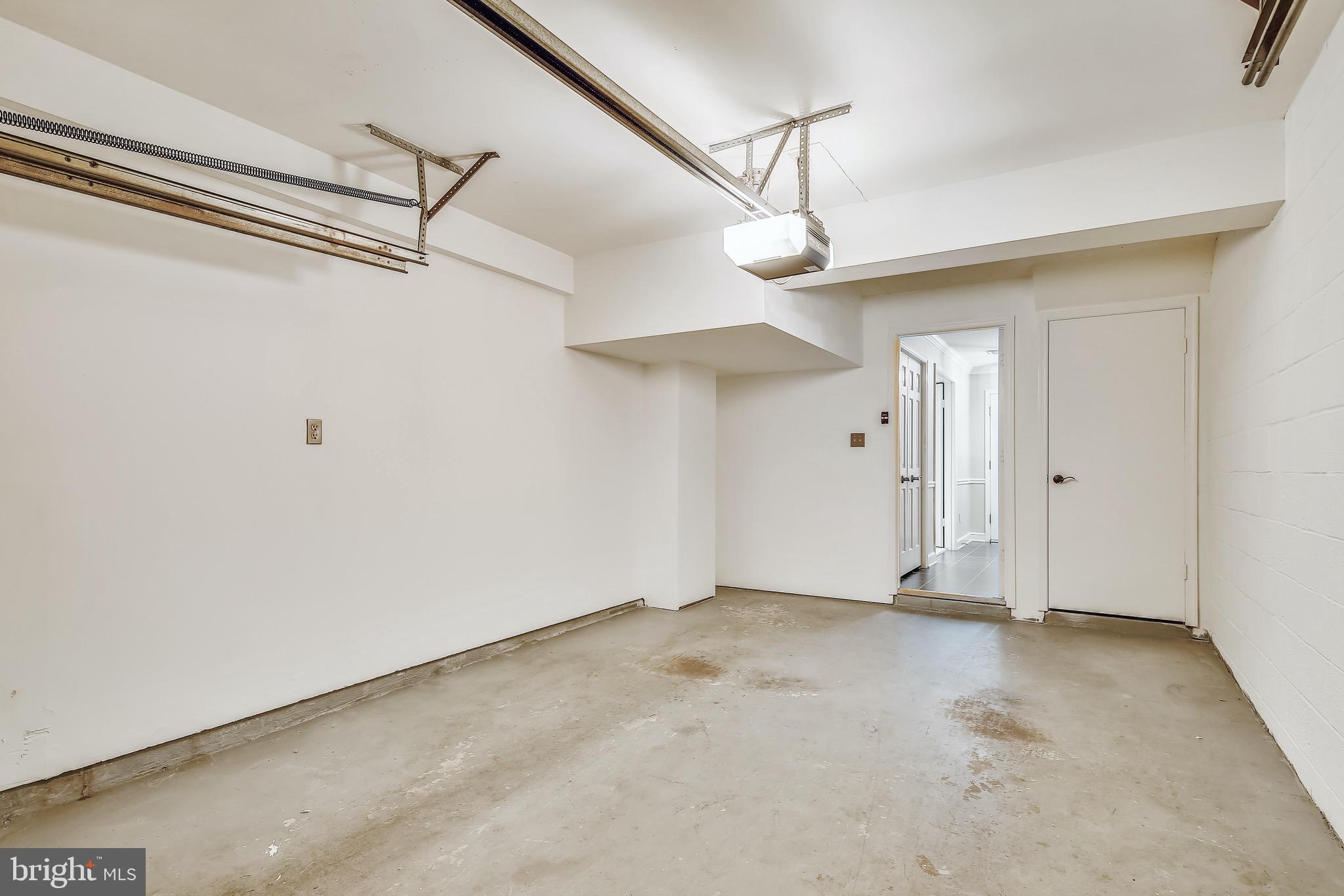 1315 South Glebe Road Arlington, VA 22204 - Photo 5 of 42