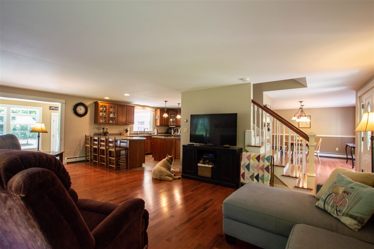 482 Valley Road North Berwick, ME 03906 - Photo 5 of 33