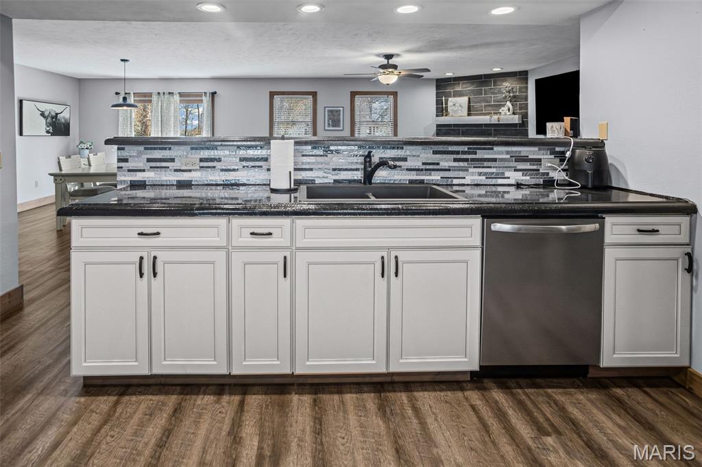 203 Walnut Street Modesto, IL 62667 - Photo 25 of 38