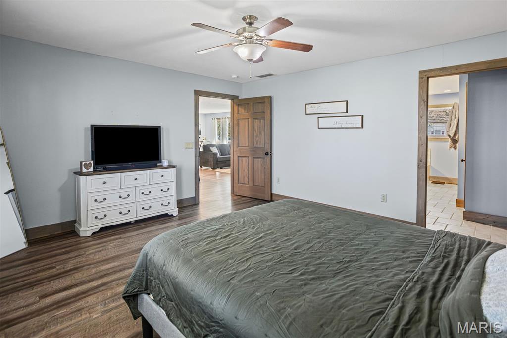 203 Walnut Street Modesto, IL 62667 - Photo 28 of 38