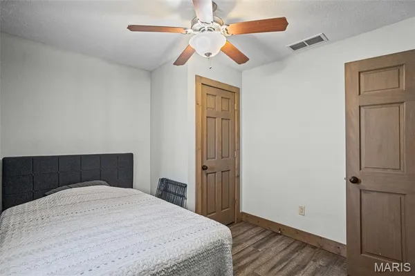 $205,000 | 203 Walnut Street, Modesto, IL 62667