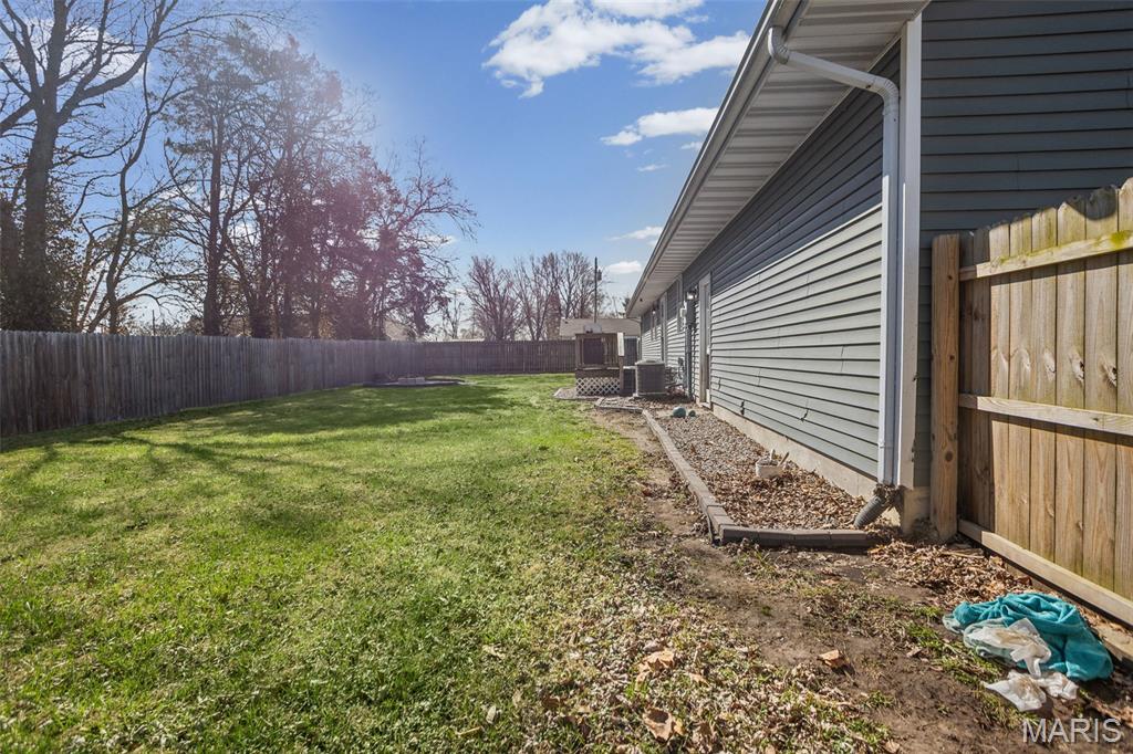 203 Walnut Street Modesto, IL 62667 - Photo 10 of 38
