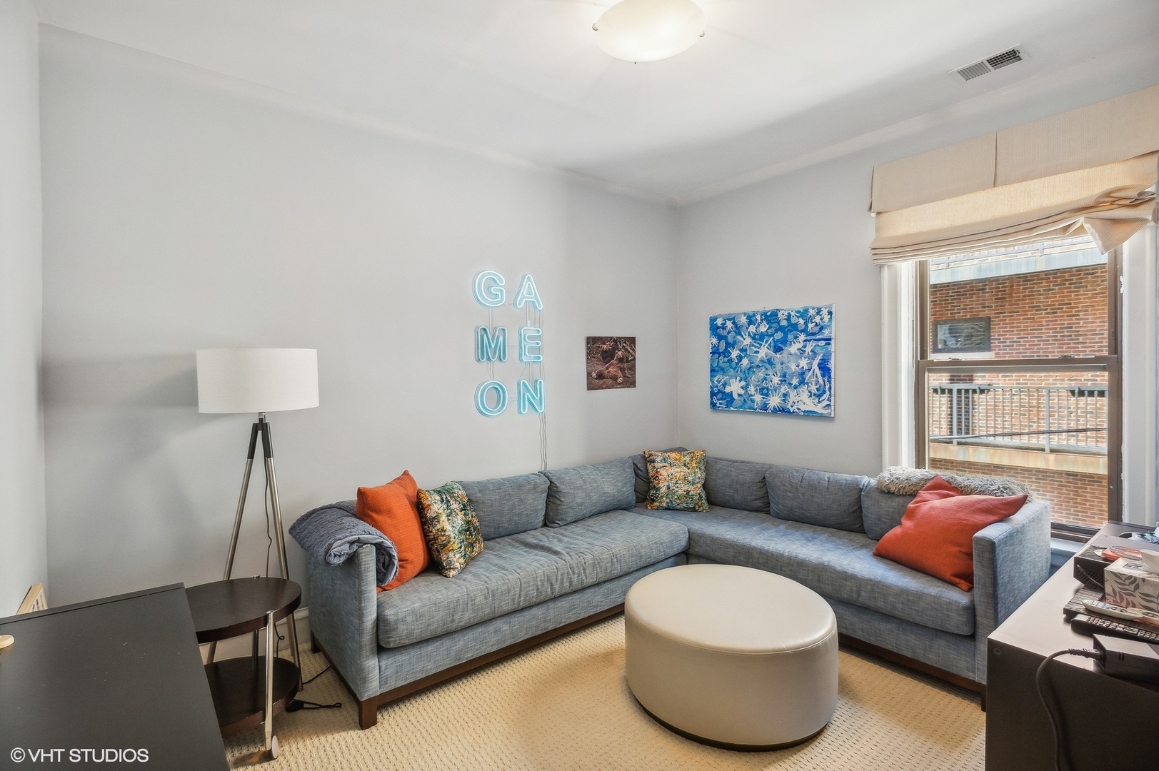 443 West Aldine Avenue, Unit 3 Chicago, IL 60657 - Photo 12 of 19 a living room with furniture and a window