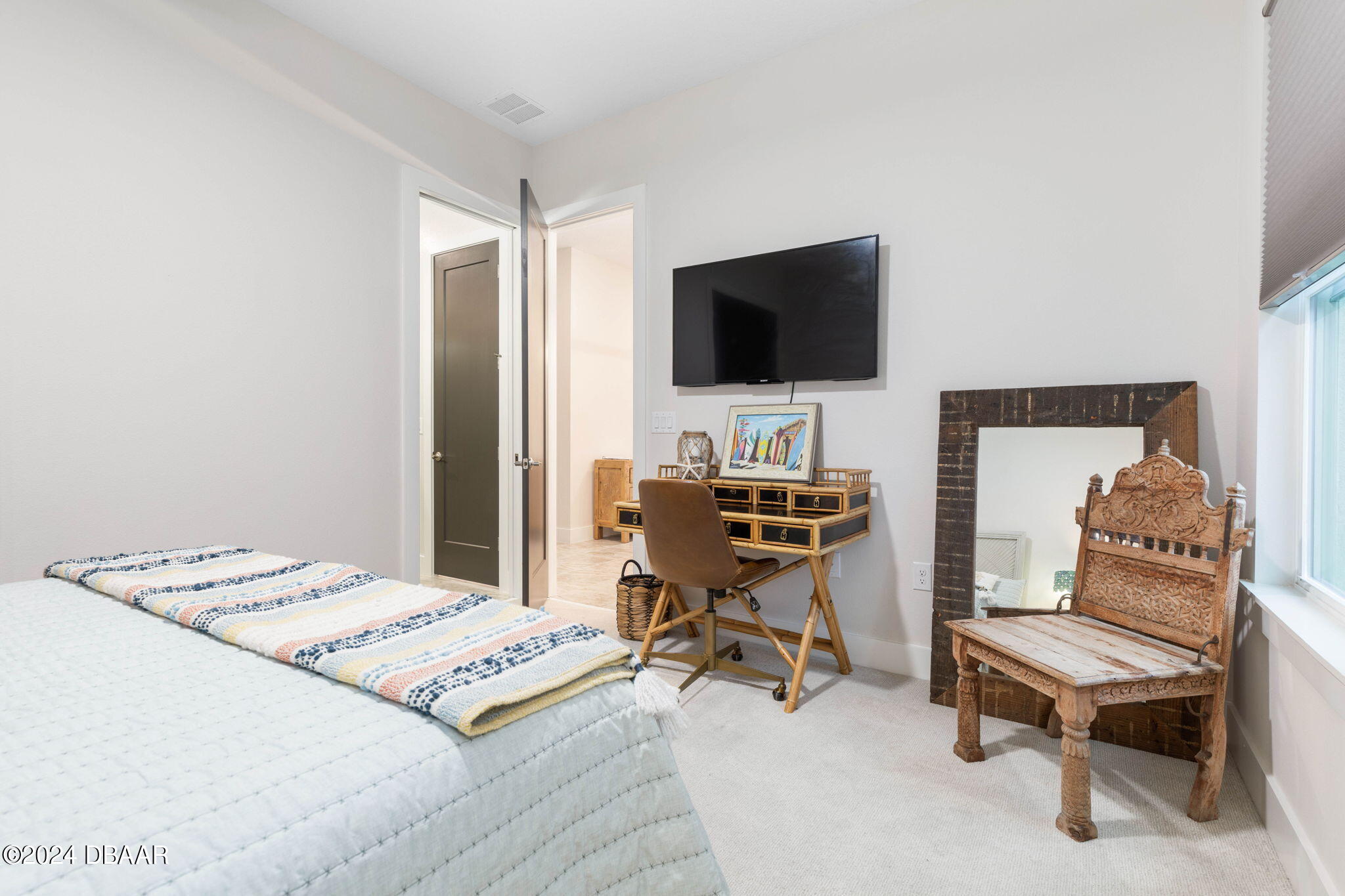 1405 Lilly Anne Circle Ormond Beach, FL 32174 - Photo 46 of 76 a workspace with a couch and a flat screen tv