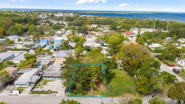 $305,000 | 19 Judy Place, Key Largo, FL 33037
