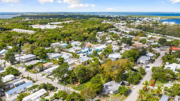 $305,000 | 19 Judy Place, Key Largo, FL 33037