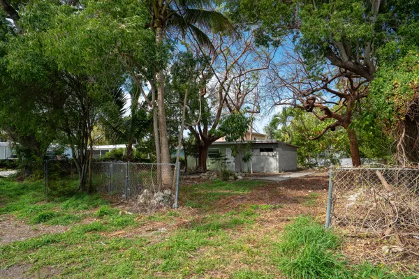 $305,000 | 19 Judy Place, Key Largo, FL 33037