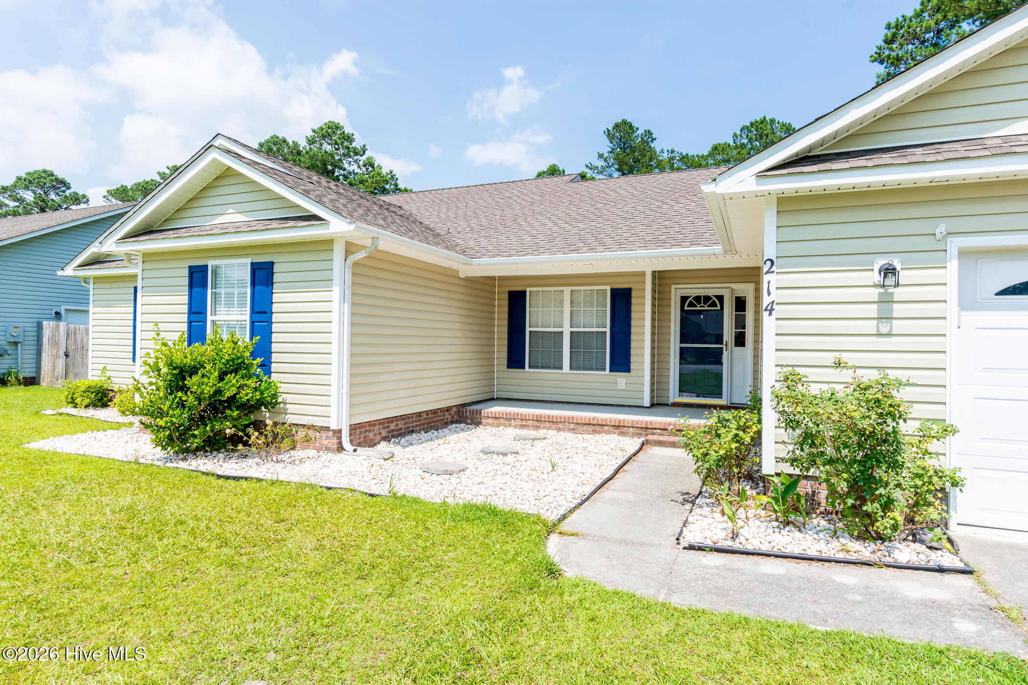 214 Lee Rogers Road Hubert, NC 28539 - Photo 5 of 55