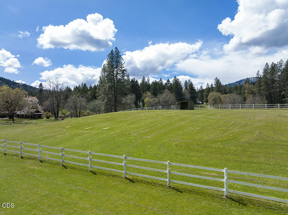 910 Reeves Creek Road Selma, OR 97538 - Photo 61 of 73