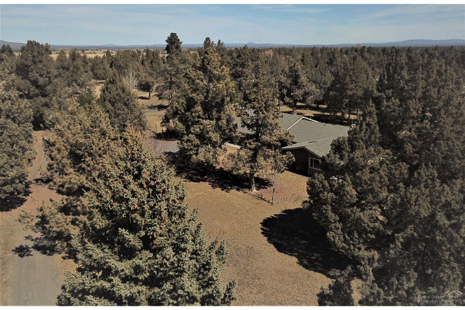 25345 Walker Road Bend, OR 97701 - Photo 1 of 25 Primary Photo