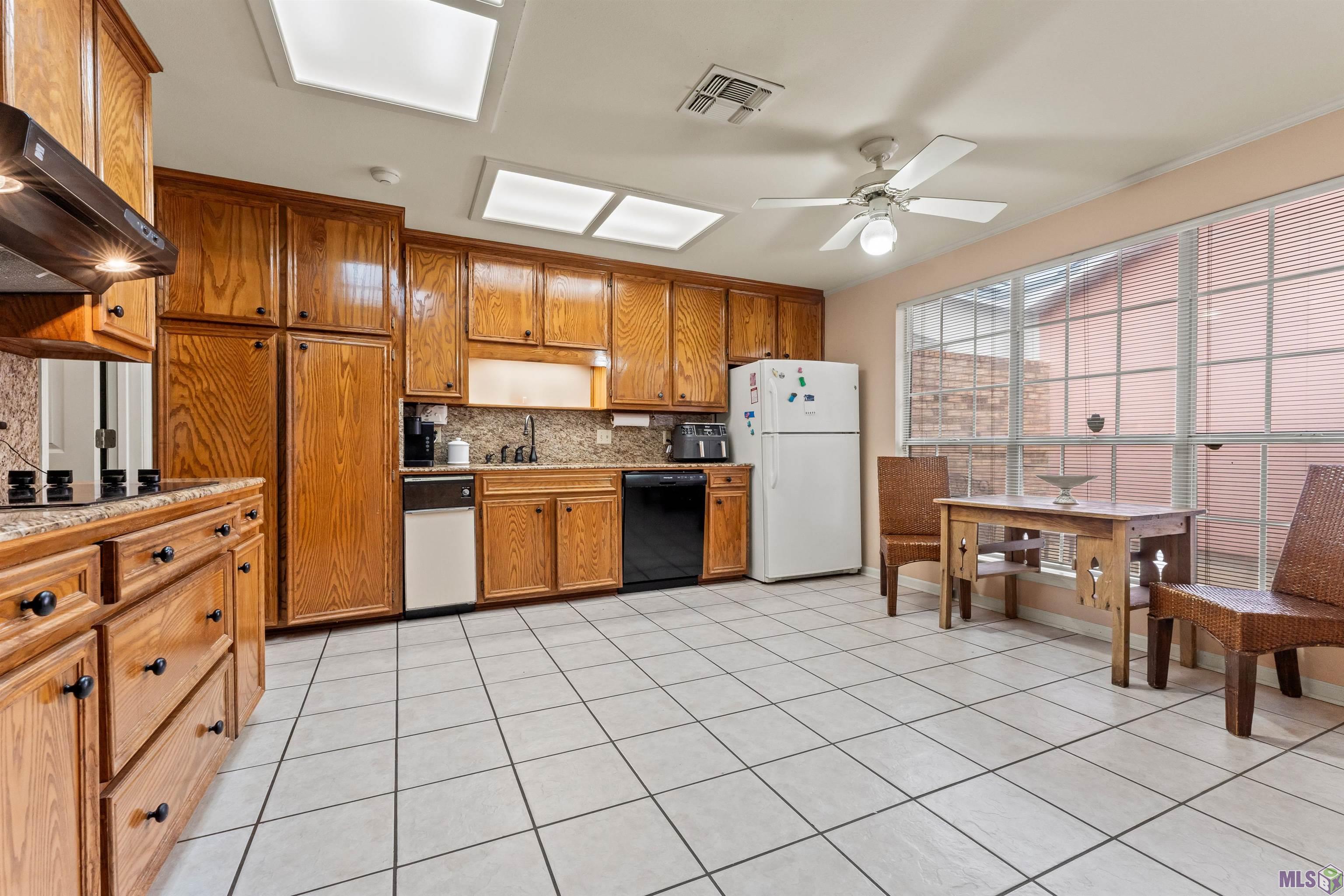 1653 Sharp Road Baton Rouge, LA 70815 - Photo 10 of 21