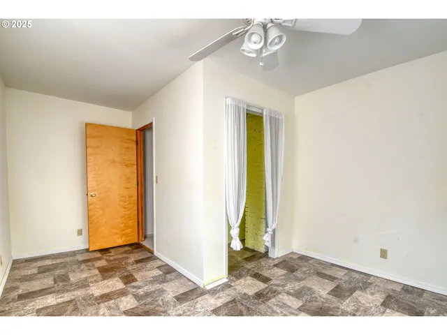 $249,000 | 261 Southwest 2nd Street, Pilot Rock, OR 97868