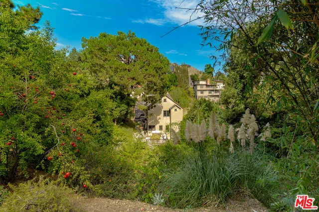 $2,996,000 | 3105 Ledgewood Drive, Los Angeles, CA 90068