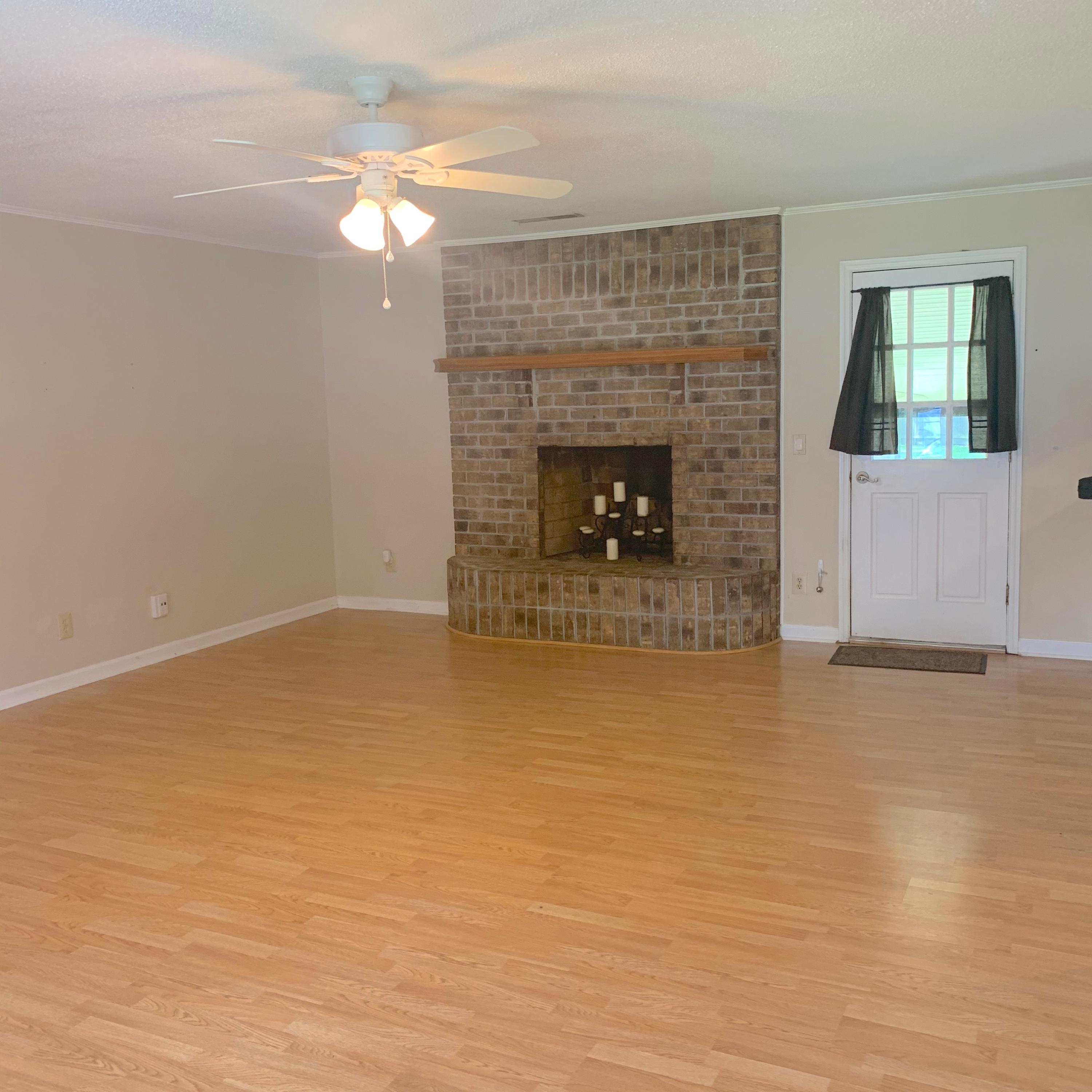 118 Tall Pines Road Ladson, SC 29456 - Photo 5 of 24 IMG_1882