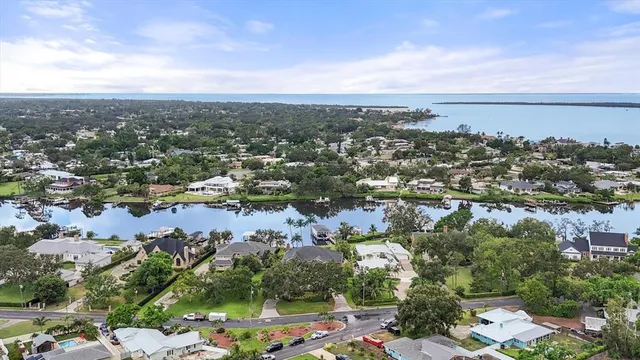 $2,850,000 | 6012 Shore Acres Drive, Bradenton, FL 34209