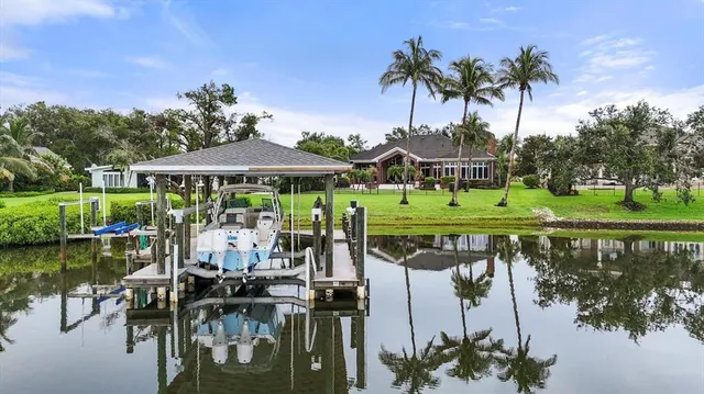 $2,850,000 | 6012 Shore Acres Drive, Bradenton, FL 34209