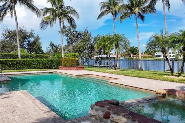 $2,850,000 | 6012 Shore Acres Drive, Bradenton, FL 34209