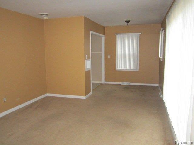 19345 Inkster Road Livonia, MI 48152 - Photo 2 of 12 336.JPG