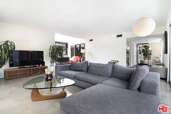 $1,698,000 | 17600 Lemarsh Street, Northridge, CA 91325