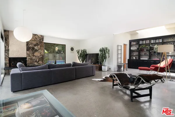 $1,698,000 | 17600 Lemarsh Street, Northridge, CA 91325