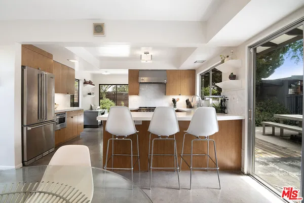 $1,698,000 | 17600 Lemarsh Street, Northridge, CA 91325