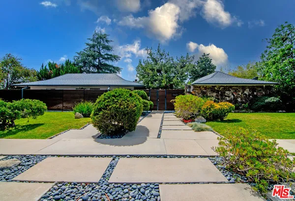 $1,698,000 | 17600 Lemarsh Street, Northridge, CA 91325
