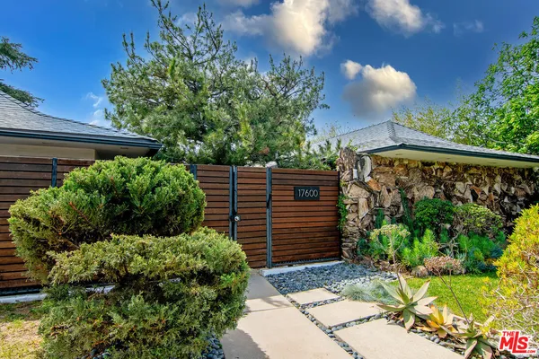 $1,698,000 | 17600 Lemarsh Street, Northridge, CA 91325