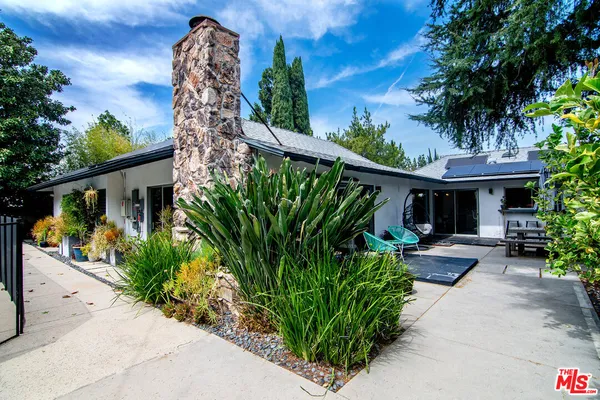 $1,698,000 | 17600 Lemarsh Street, Northridge, CA 91325