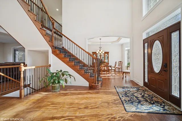 a view of entryway and hall