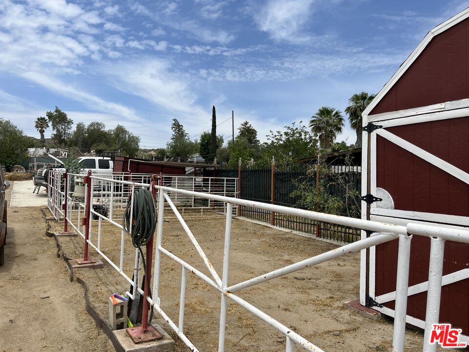 22240 Amelia Road Perris, CA 92570 - Photo 18 of 52