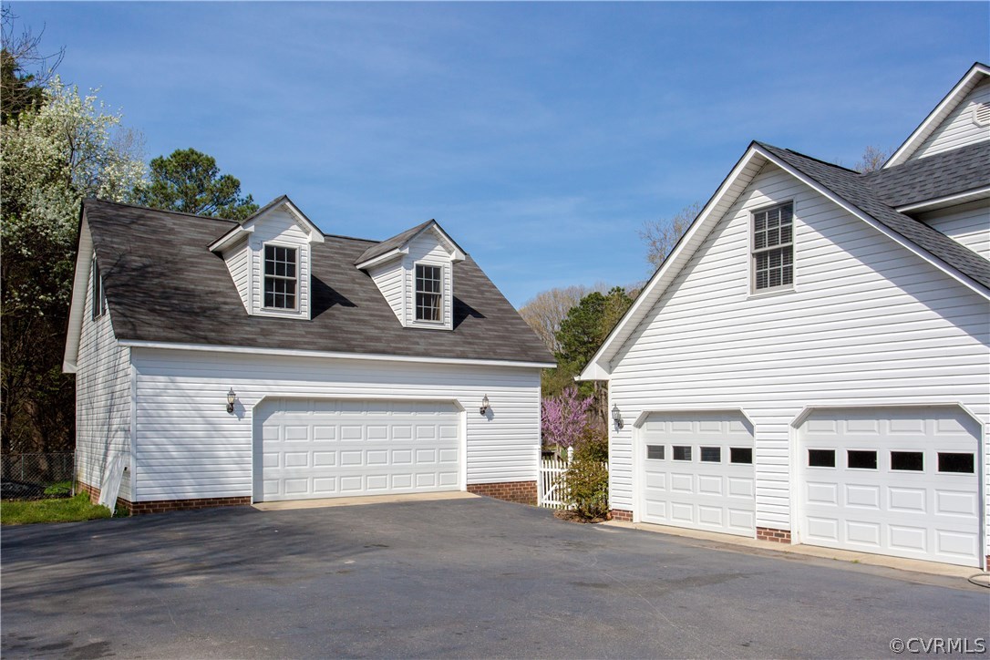 3999 Doe Run Road Hopewell, VA 23860 - Photo 3 of 45 Gallery Image 3
