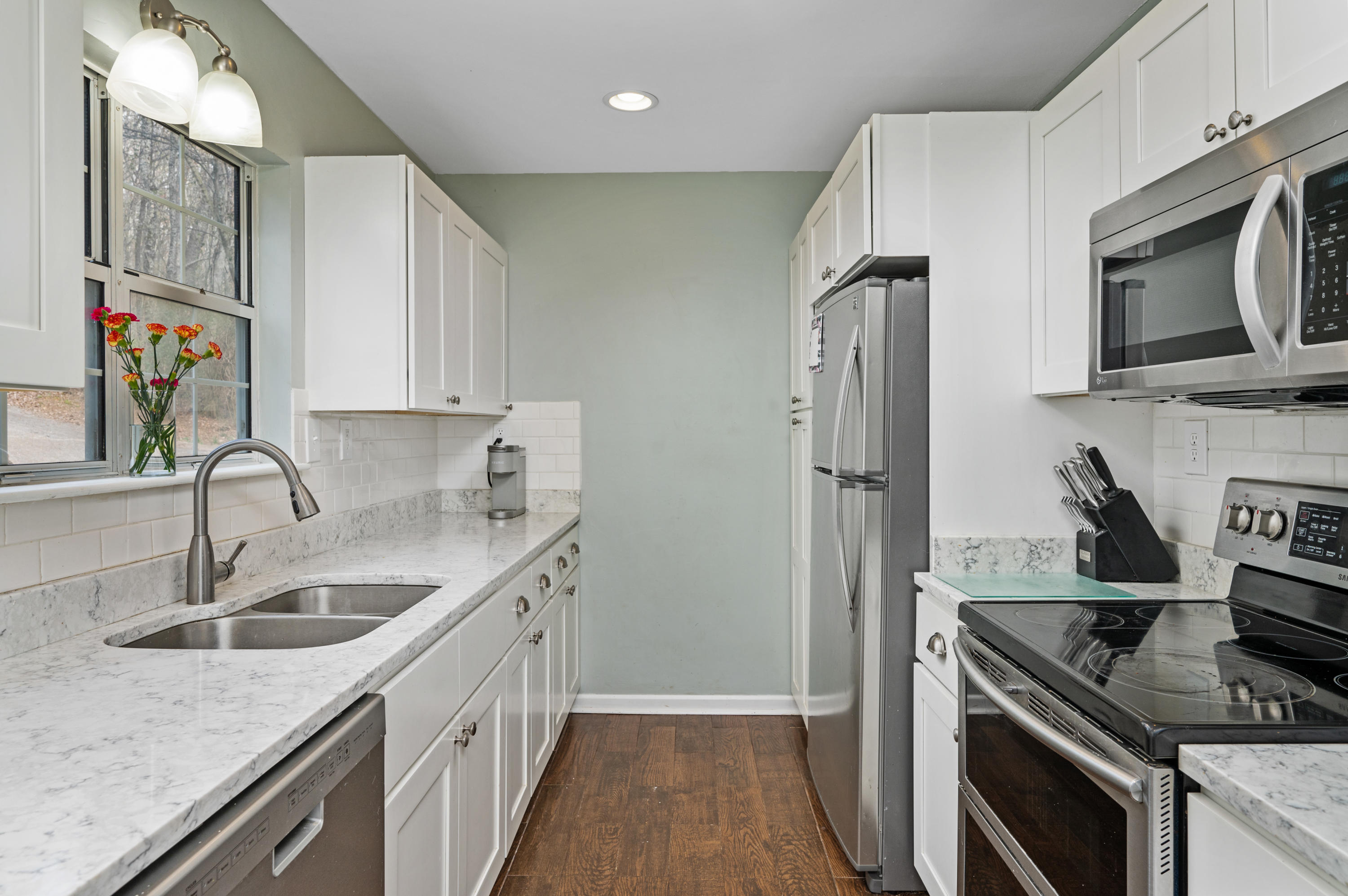 1017 Lullwater Road Chattanooga, TN 37405 - Photo 12 of 33 1017_Lullwater_Rd_0019
