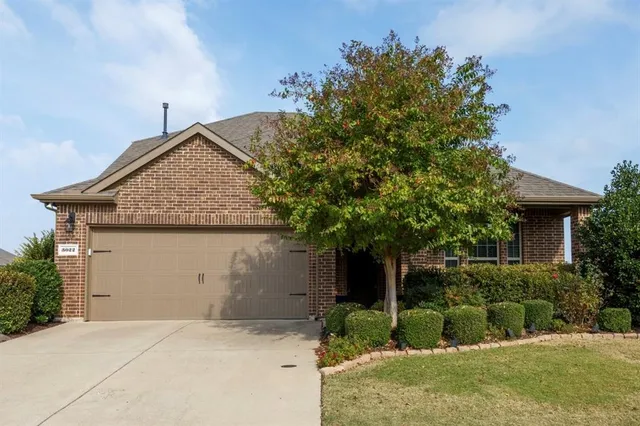 $2,800 | 3022 Maverick Drive, Forney, TX 75126