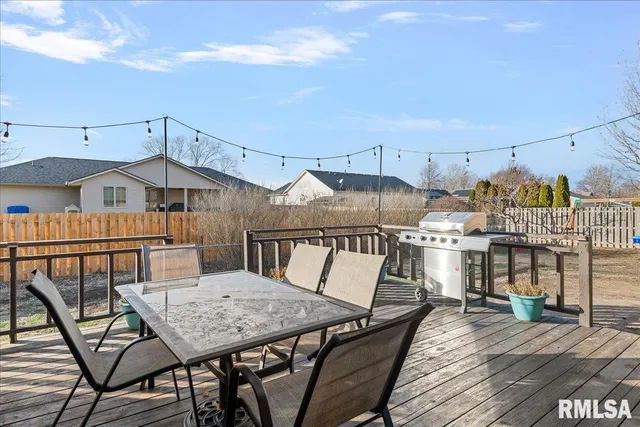 $199,900 | 1219 7th Street, Pawnee, IL 62558