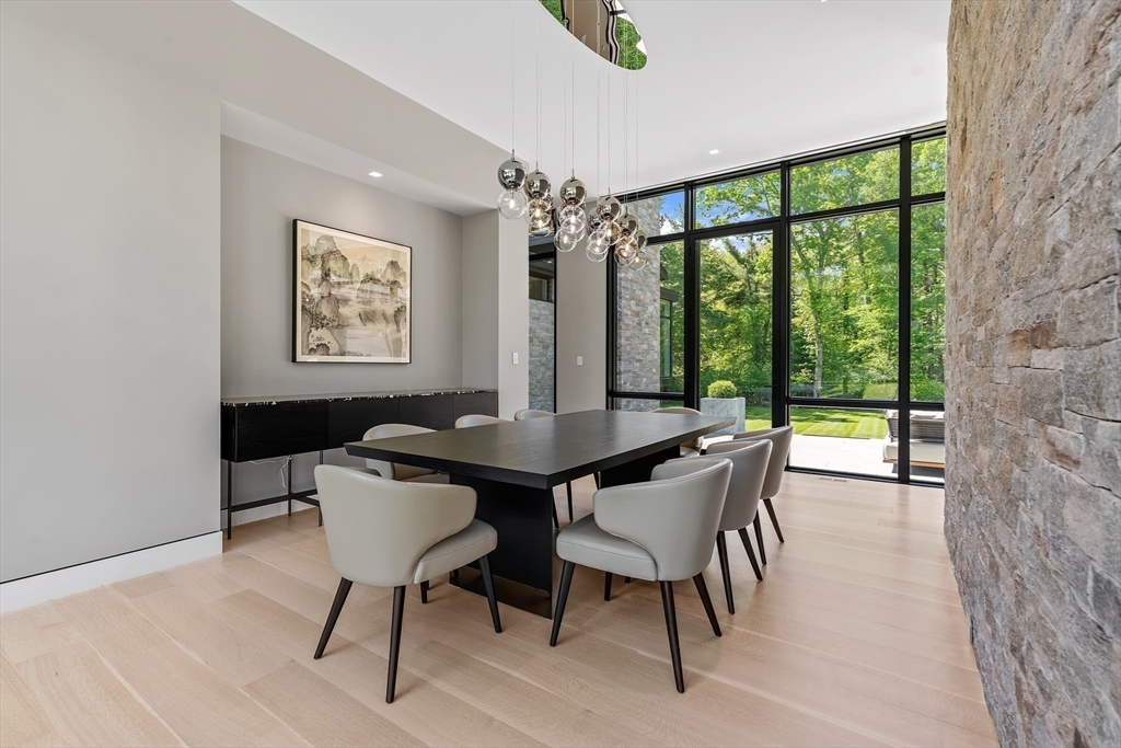 63 Sylvan Lane Weston, MA 02493 - Photo 13 of 35