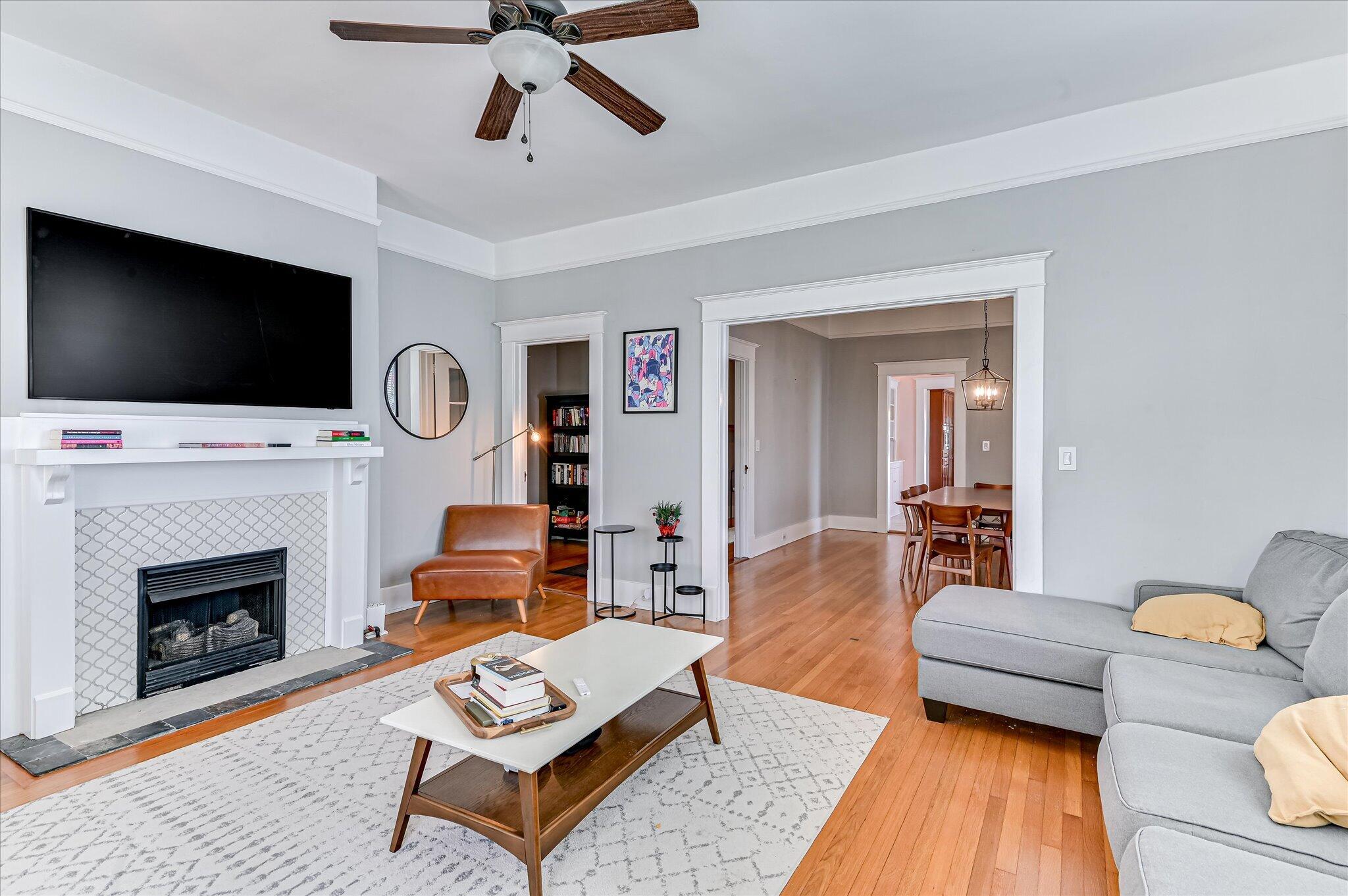 231 Greene Street Augusta, GA 30901 - Photo 7 of 31 Living Room