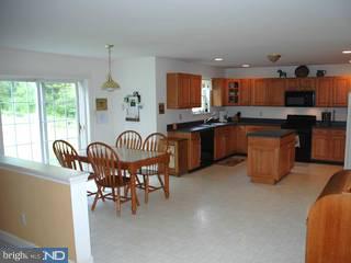 3037 Thompson Road Telford, PA 18969 - Photo 3 of 6