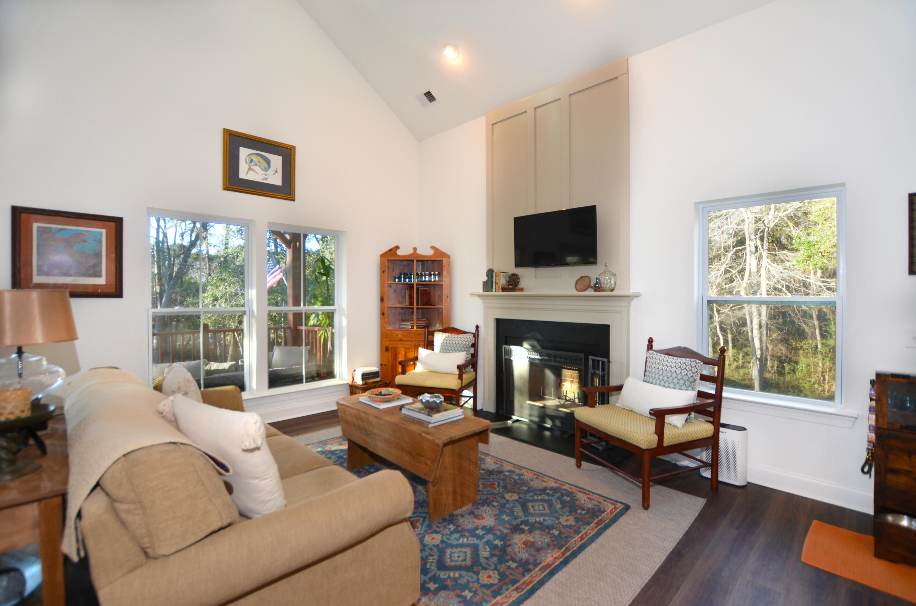 695 Kit Hall Road McClellanville, SC 29458 - Photo 8 of 39 11-Living