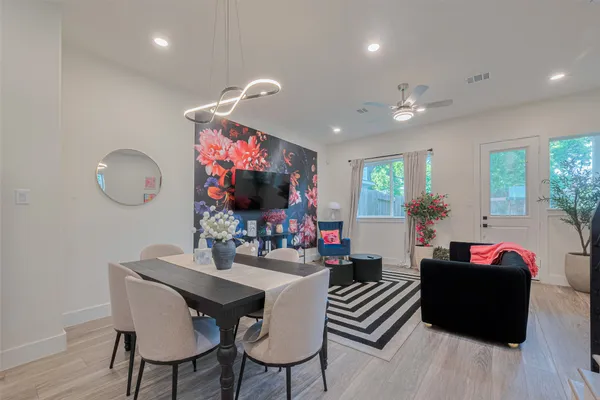 $3,800 | 2909 Nagle Street, Houston, TX 77004