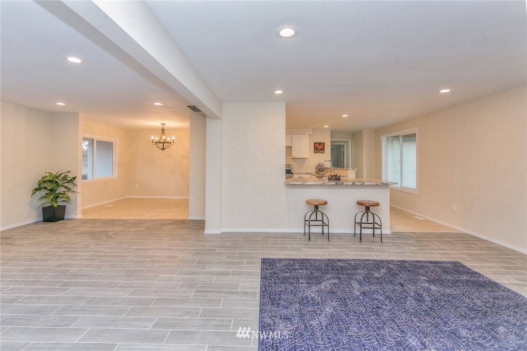 5667 Mae Valley Road Northeast Moses Lake, WA 98837 - Photo 8 of 25 Gallery Image 8