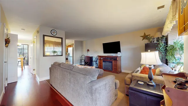 $229,900 | 4928 Winterbury Drive, Unit 4928, Mays Landing, NJ 08330