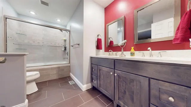 $229,900 | 4928 Winterbury Drive, Unit 4928, Mays Landing, NJ 08330