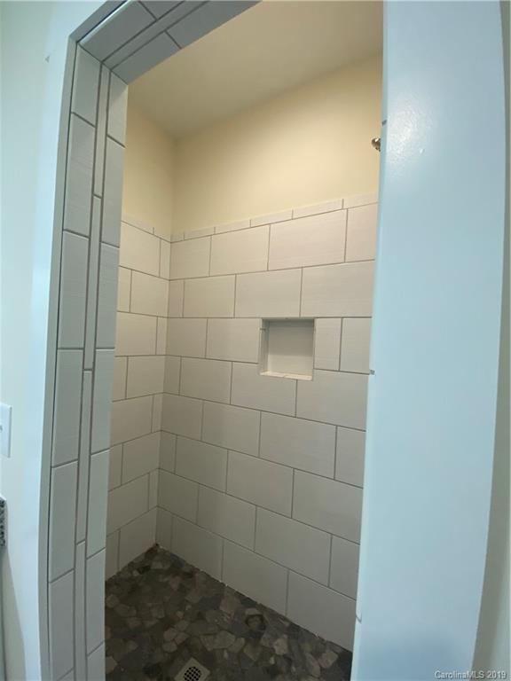 8832 Reedy Creek Road Charlotte, NC 28215 - Photo 16 of 30 Gallery Image 16