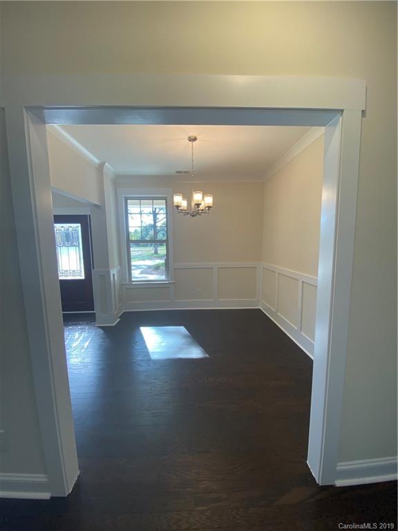 8832 Reedy Creek Road Charlotte, NC 28215 - Photo 6 of 30 Gallery Image 6