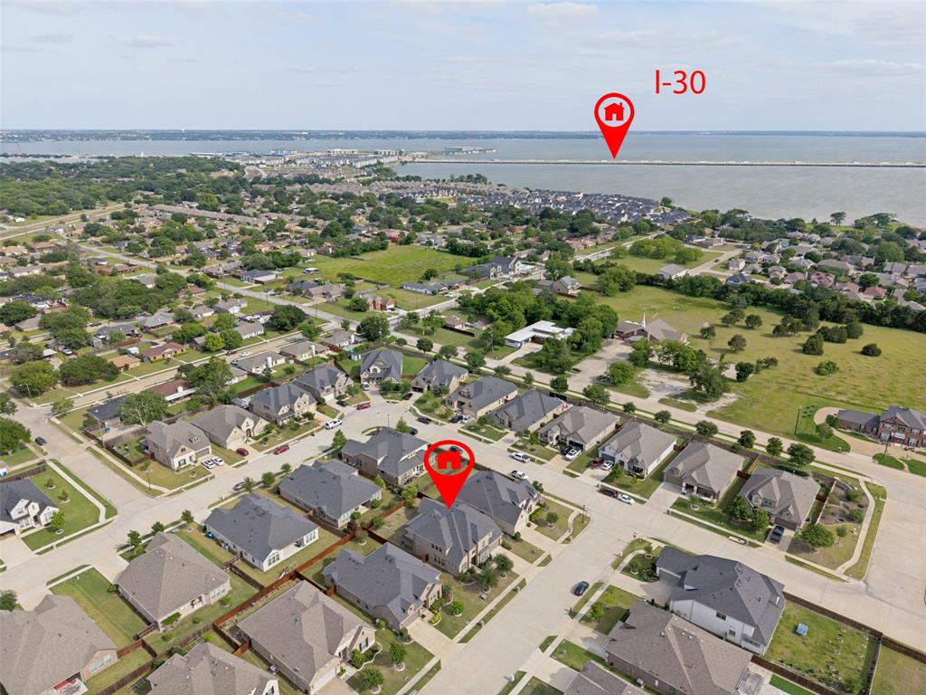 2802 Merlot Circle Rowlett, TX 75088 - Photo 37 of 40 an aerial view of a city